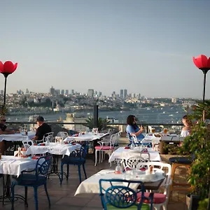 Raymond Blue Isztambul
