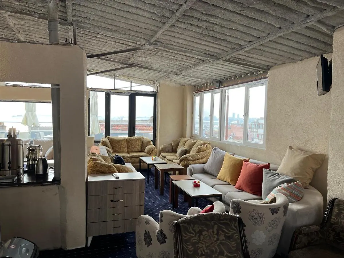 **  Paris Hotel Isztambul Törökország
