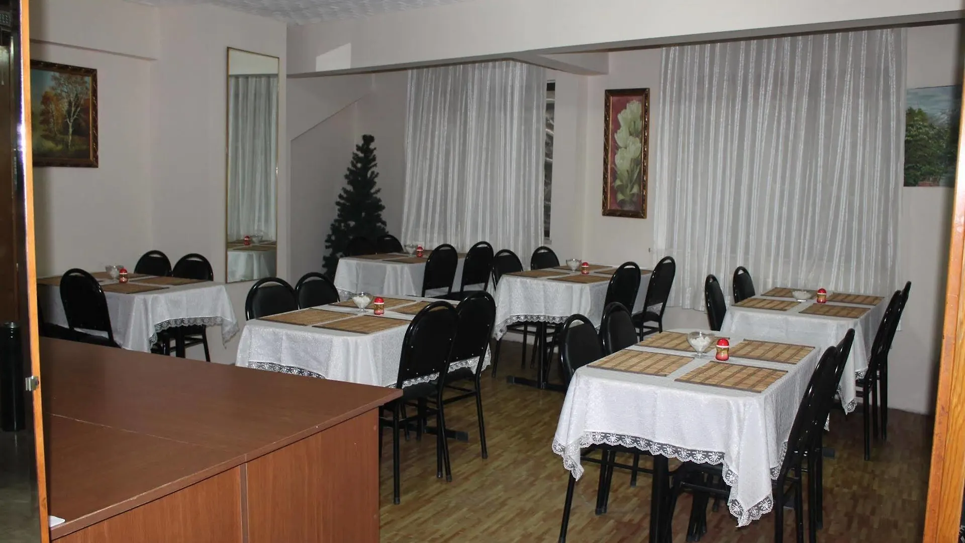 **  Paris Hotel Isztambul Törökország