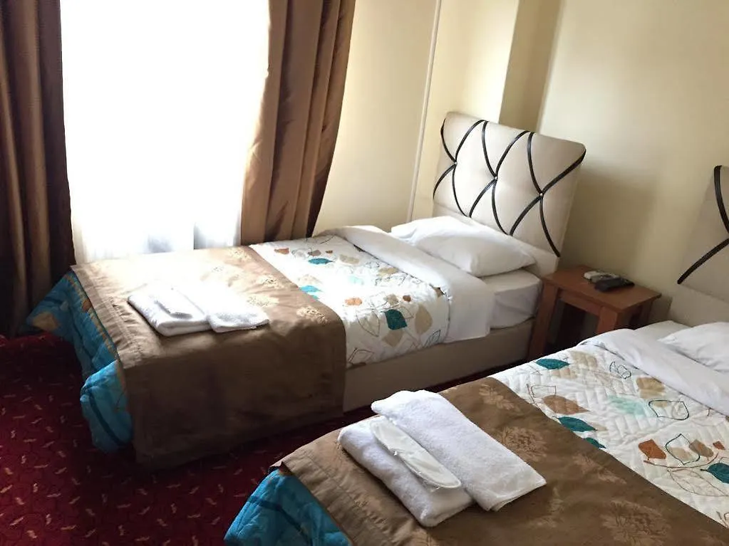 Paris Hotel Isztambul 2*,  Törökország